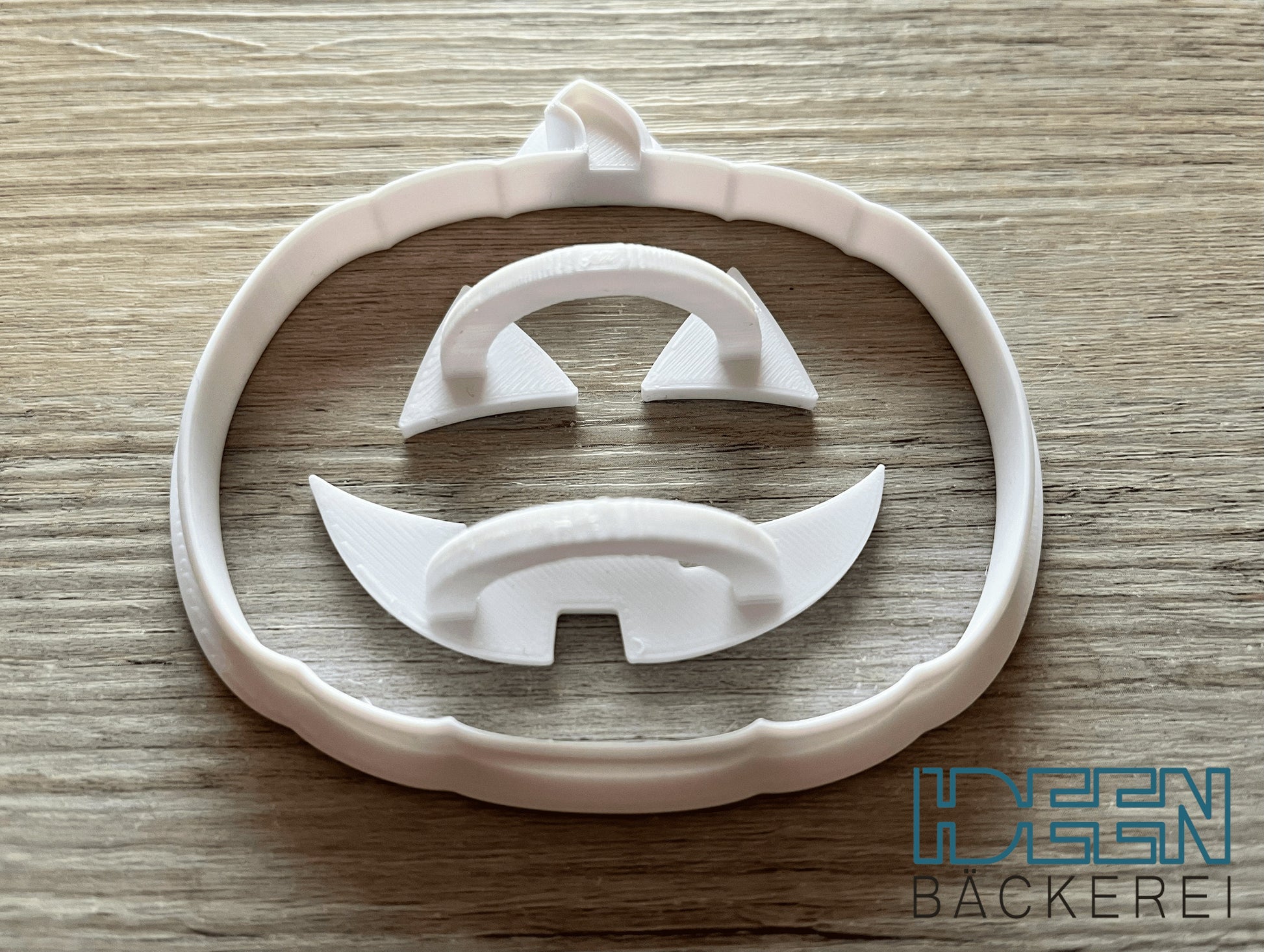 Keksausstecher 16in1 HALLOWEEN Stempelset Kürbis 9cm Ausstechform, verschiedene Farben möglich Ausstecher für Plätzchen Kekse Teig Knete